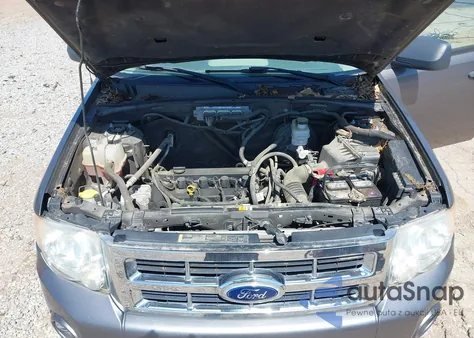 2012 Ford Escape Xls z USA, uszkodzony, nr VIN 1FMCU0C70CKC27722